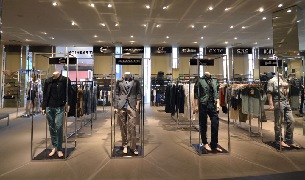 IT Fashion - shop multibrand a Cuneo