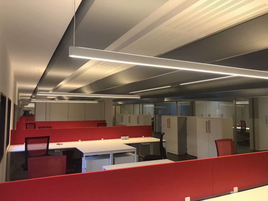 Uffici commerciali a Sesto Calende